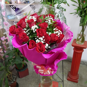 Ramo de rosas premiun en papeles crep